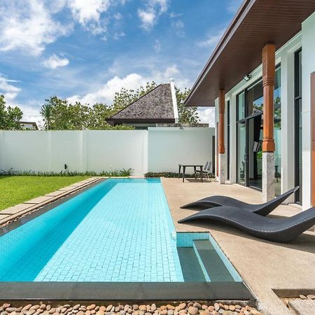 Bangtao Laguna Villa: Poolside Luxury with Smart TV Bang Tao Beach  Exterior photo