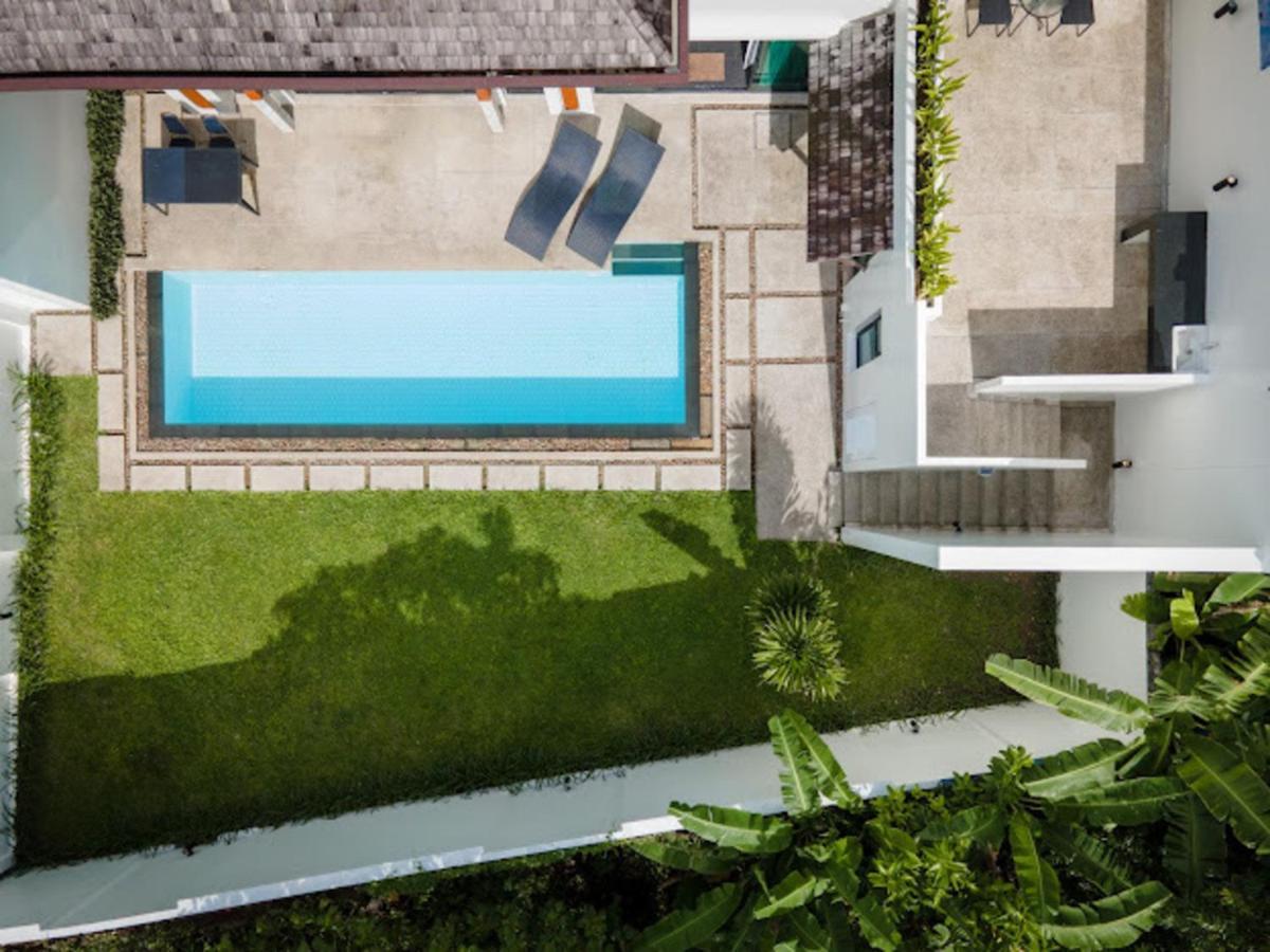 Bangtao Laguna Villa: Poolside Luxury with Smart TV Bang Tao Beach  Exterior photo