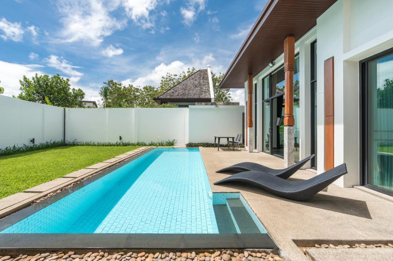 Bangtao Laguna Villa: Poolside Luxury with Smart TV Bang Tao Beach  Exterior photo